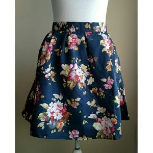 Myrtlewood (Modcloth) Floral Skirt - Size M - NWOT